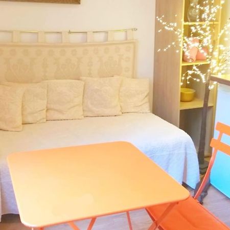Small Luxurious Room In The Heart Of Saint Germain Paryż Zewnętrze zdjęcie
